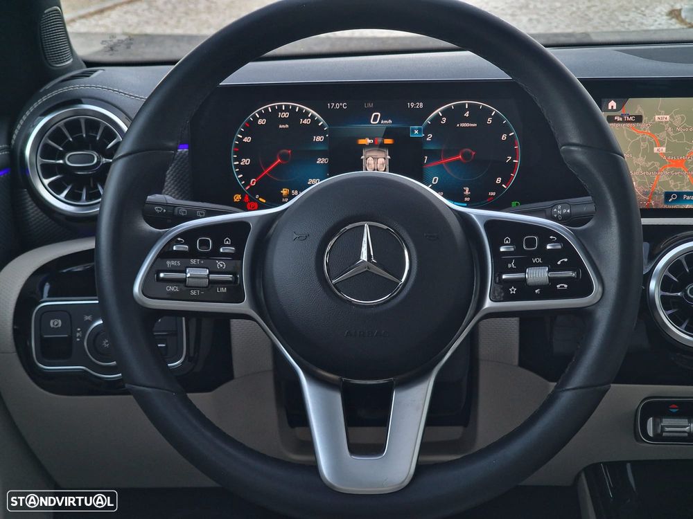 Mercedes-Benz CLA 180 7G-DCT Progressive Line Advanced - 21