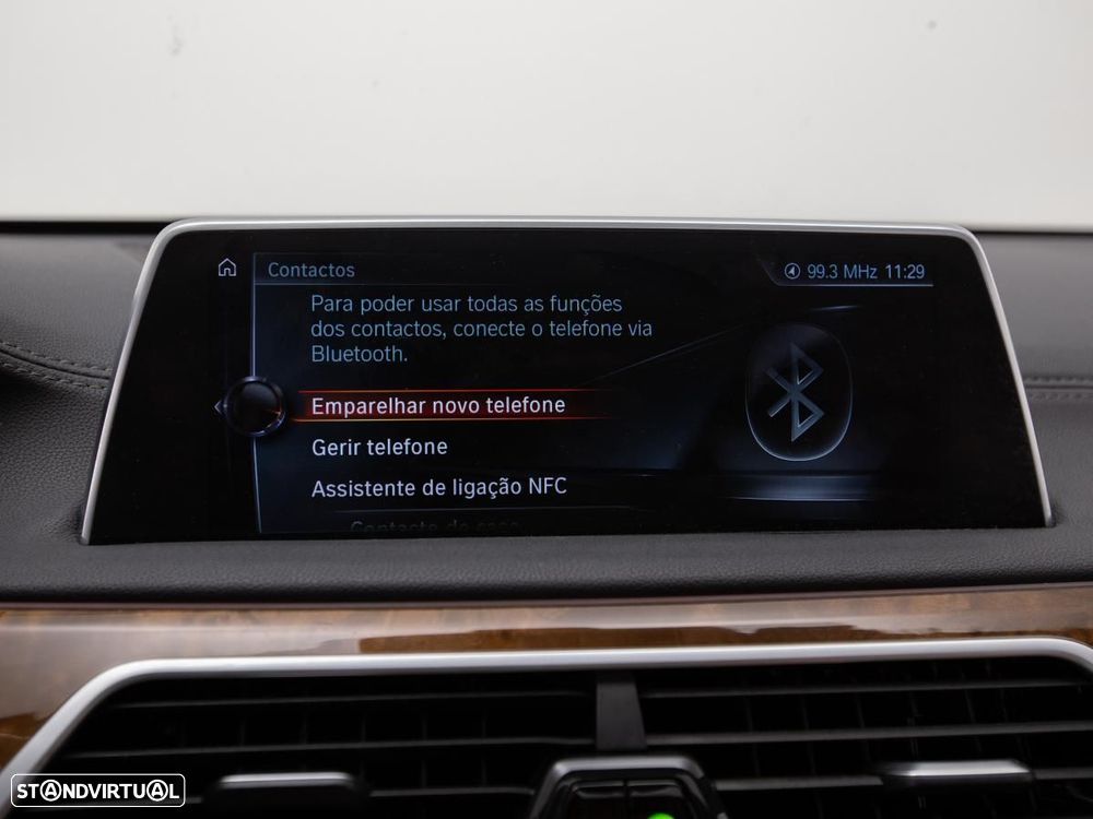 BMW 740 - 30