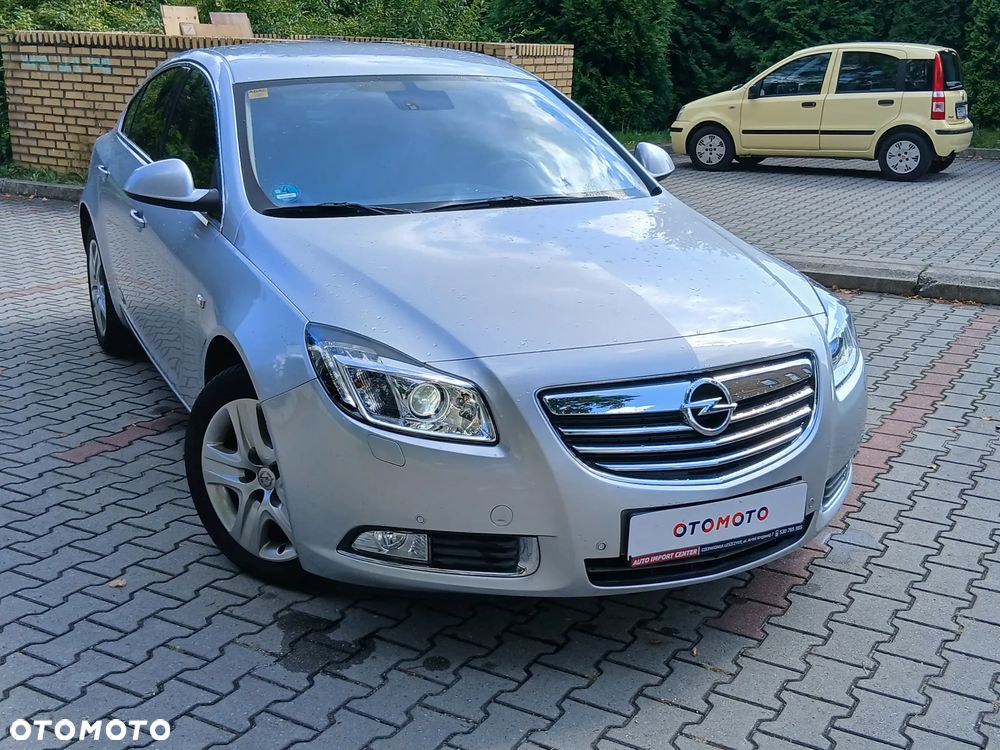 Opel Insignia 2.0 CDTI - 11