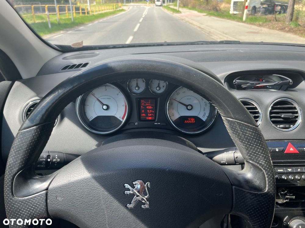 Peugeot 308 1.6 HDi Premium Plus - 23