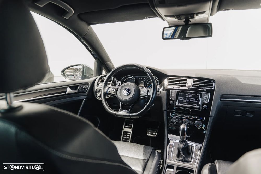 VW Golf 2.0 TSI R DSG - 38