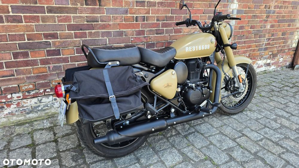 Royal Enfield Classic - 37