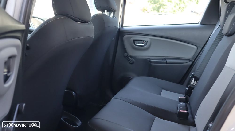 Toyota Yaris 1.4 D-4D Comfort - 22