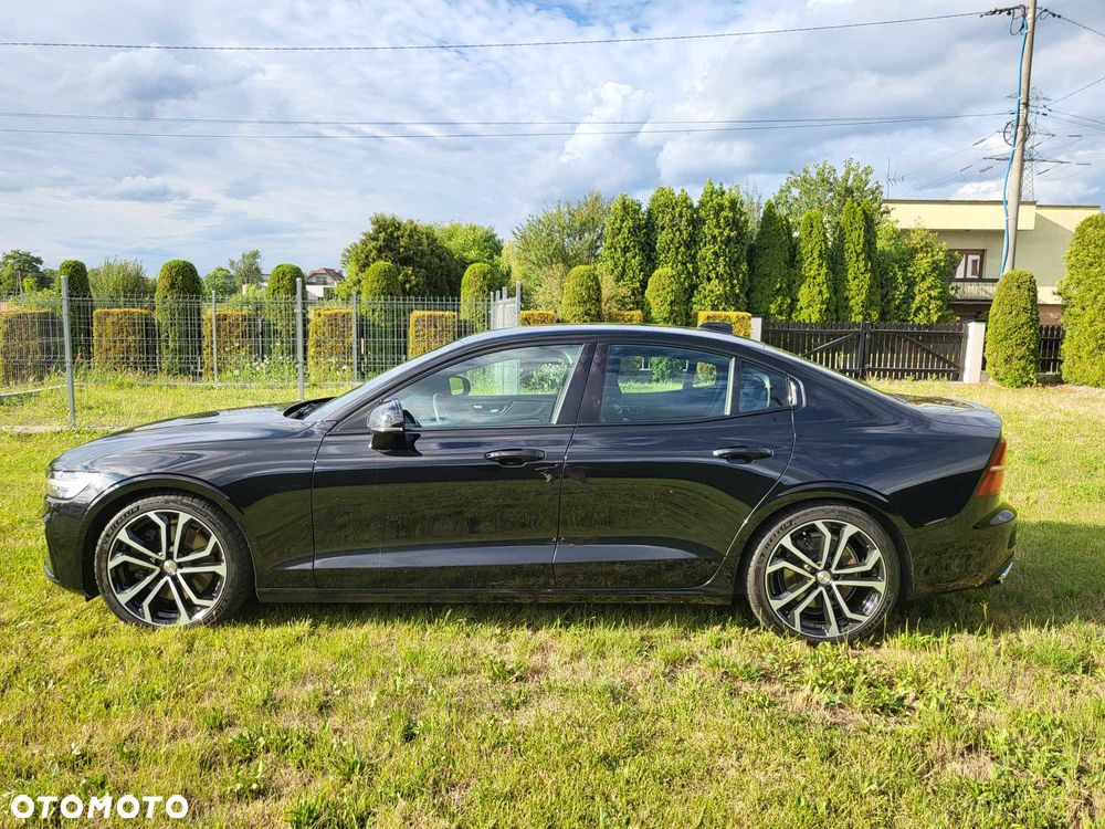 Volvo S60 T5 R-Design - 9