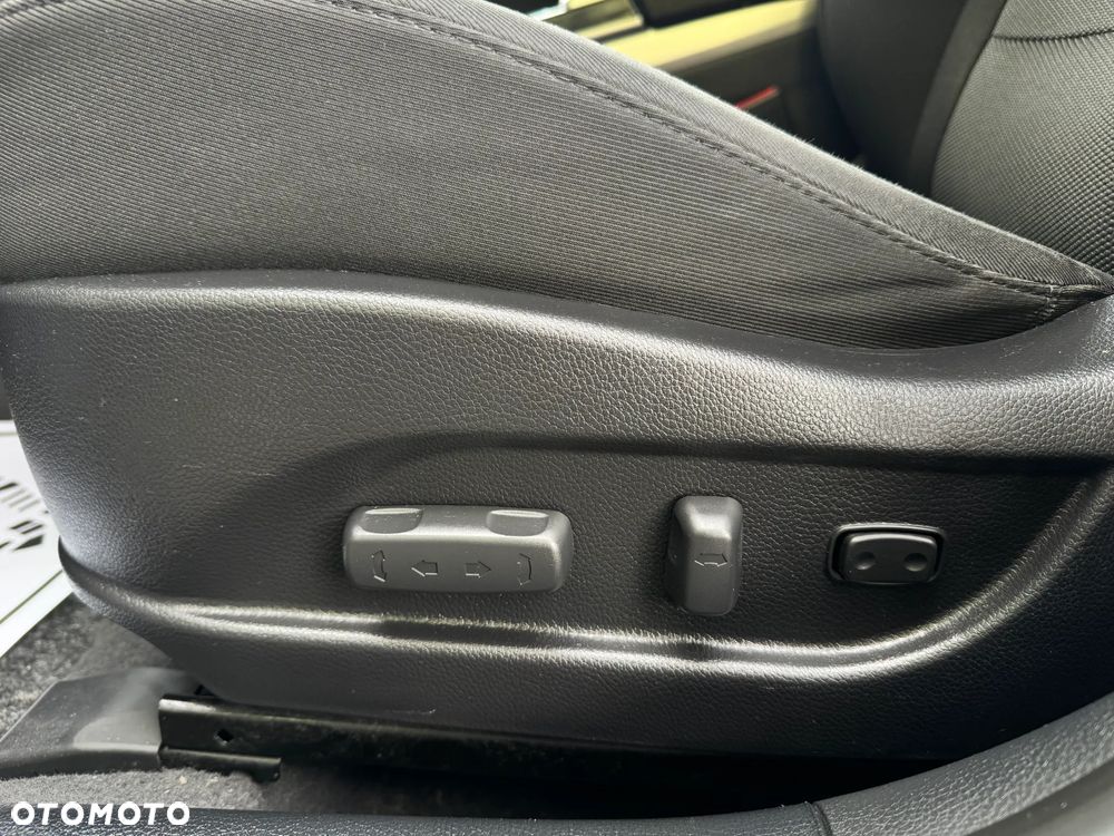 Hyundai i40 i40cw 1.6 Fifa World Cup Edition - 32