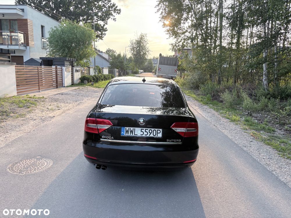 Skoda Superb 2.0 TDI 4x4 Ambition DSG - 16