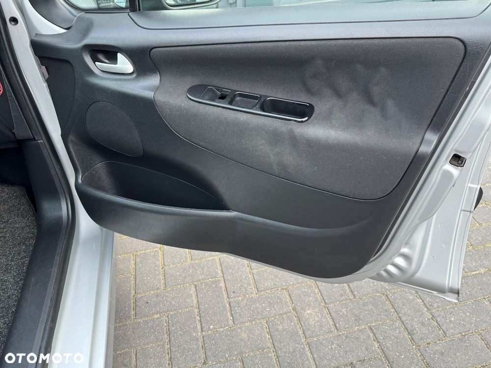 Peugeot 207 95 VTi Urban Style - 19