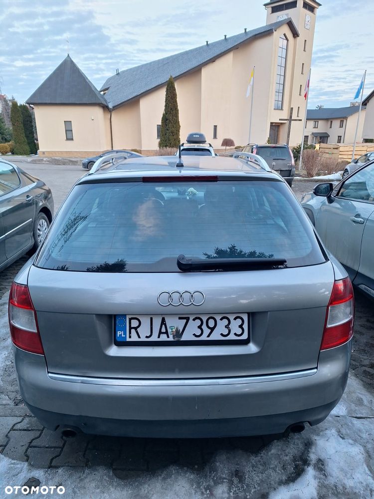 Audi A4 Avant - 2
