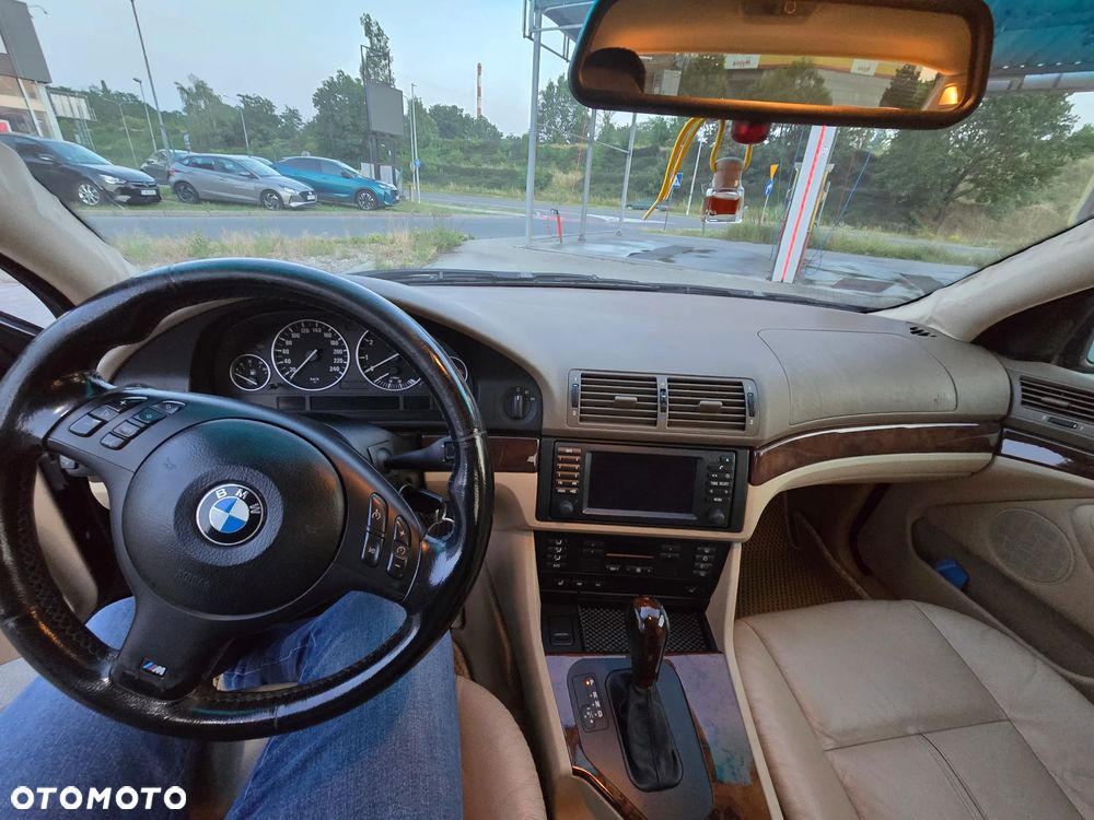 BMW Seria 5 - 29