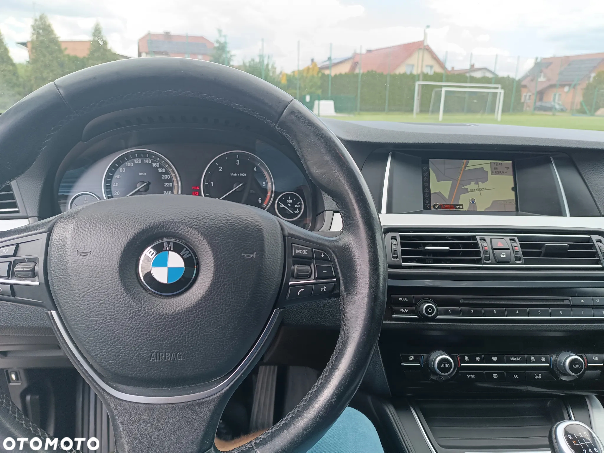BMW Seria 5 525d Modern Line - 19