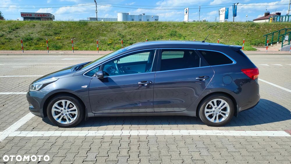 Kia Ceed - 29