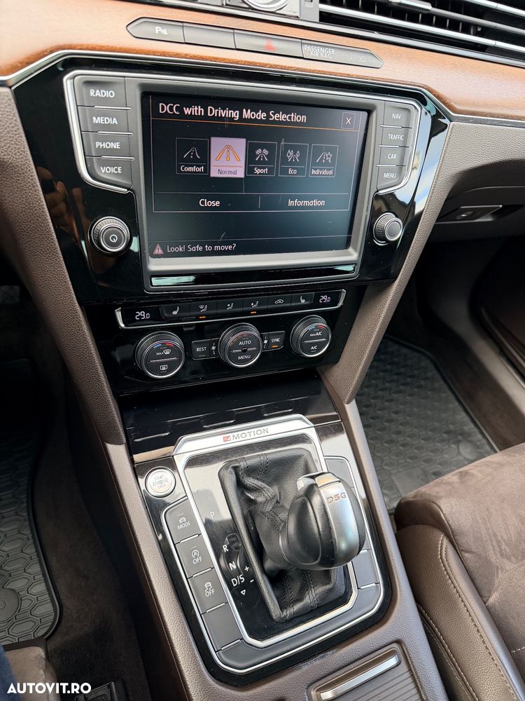 Volkswagen Passat 2.0 TDI DSG 4Motion Highline - 12