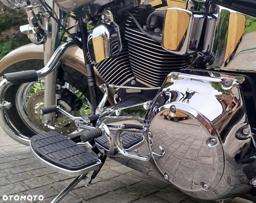 Harley-Davidson Softail Heritage Classic - 12