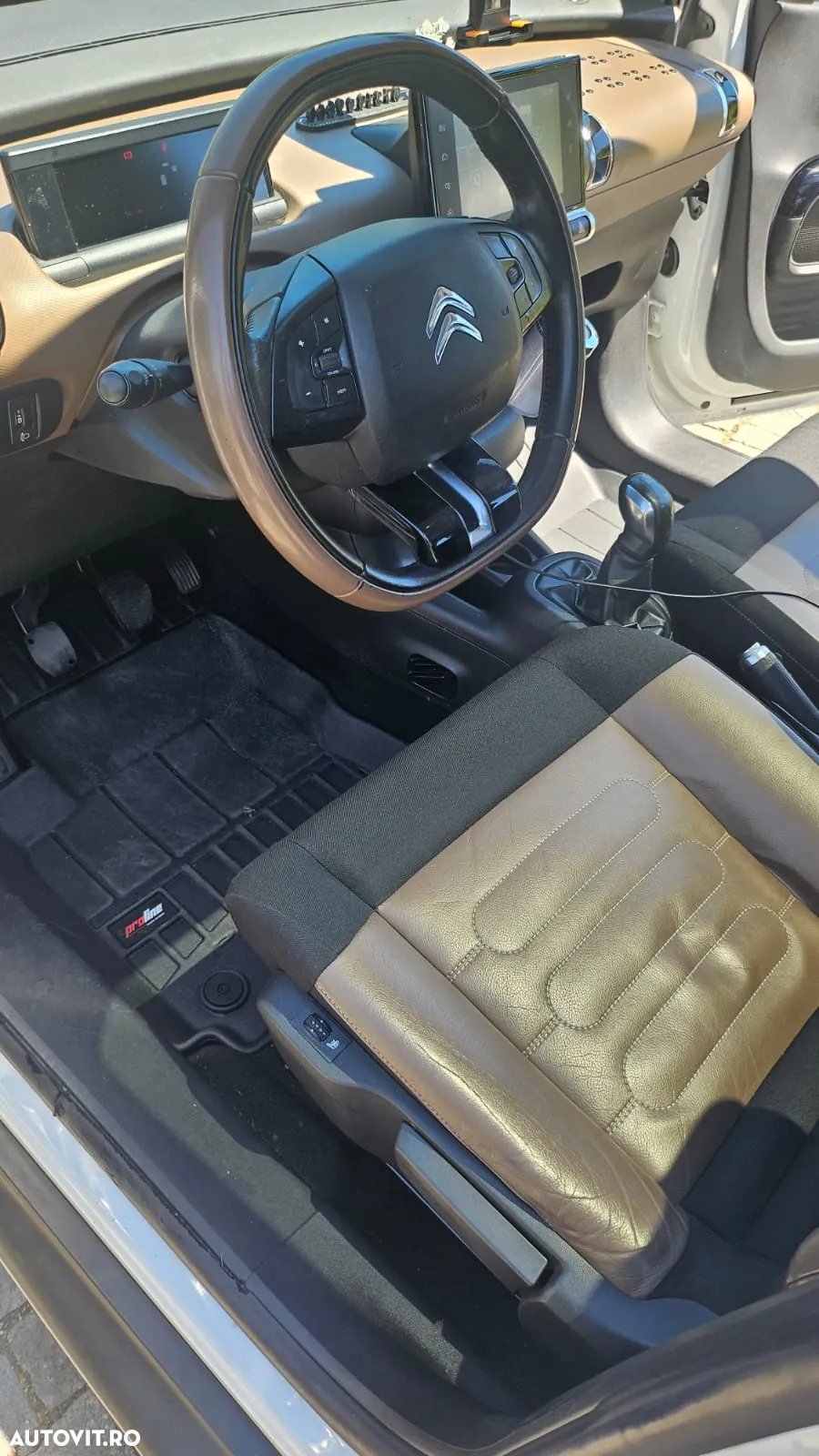 Citroën C4 Cactus PureTech 82 Shine Edition - 11