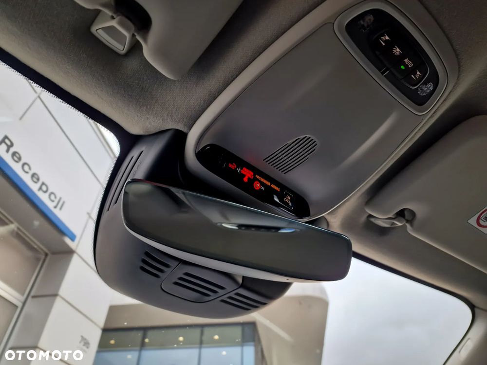 Volvo XC 40 T3 Momentum - 16