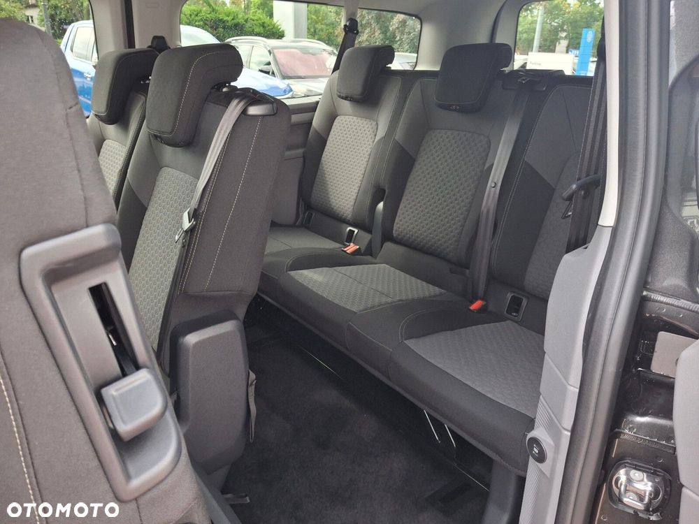 Volkswagen Caravelle 2.0 TDI L2 - 17