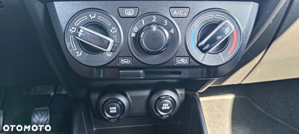 Suzuki Swift 1.2 Dualjet Hybrid Comfort - 17