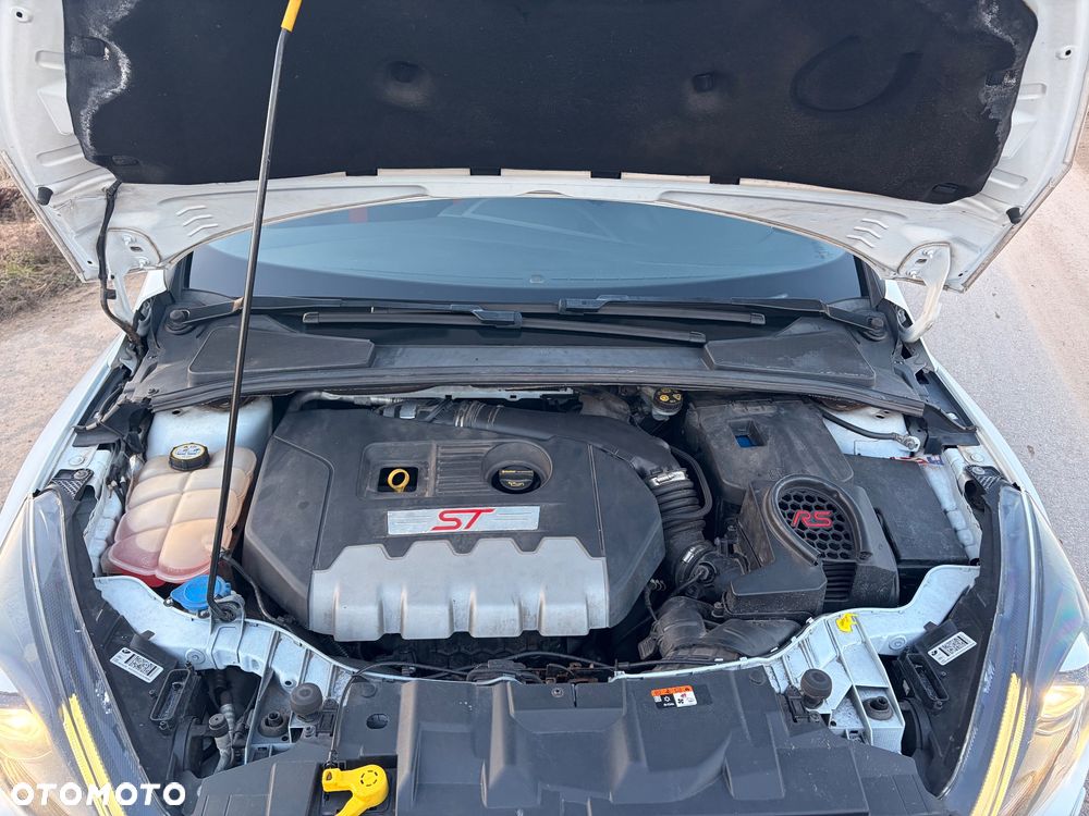 Ford Focus SW 2.0 EcoBoost ST - 15