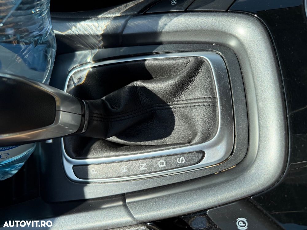 Ford Mondeo 2.0 TDCI PowerShift ST Line High - 19