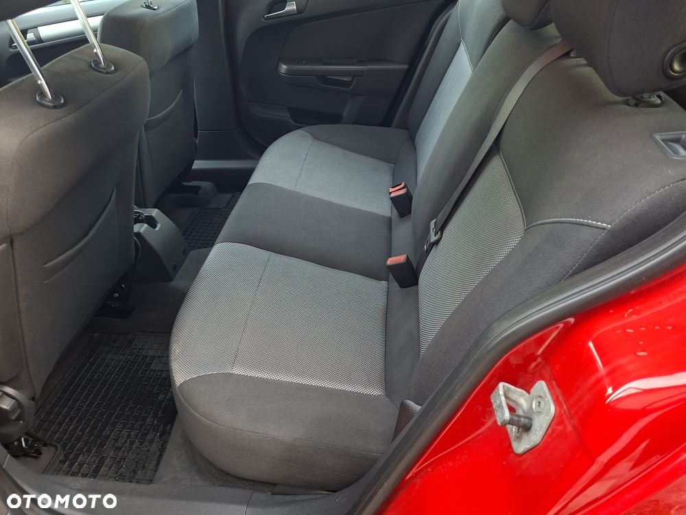 Opel Astra - 11