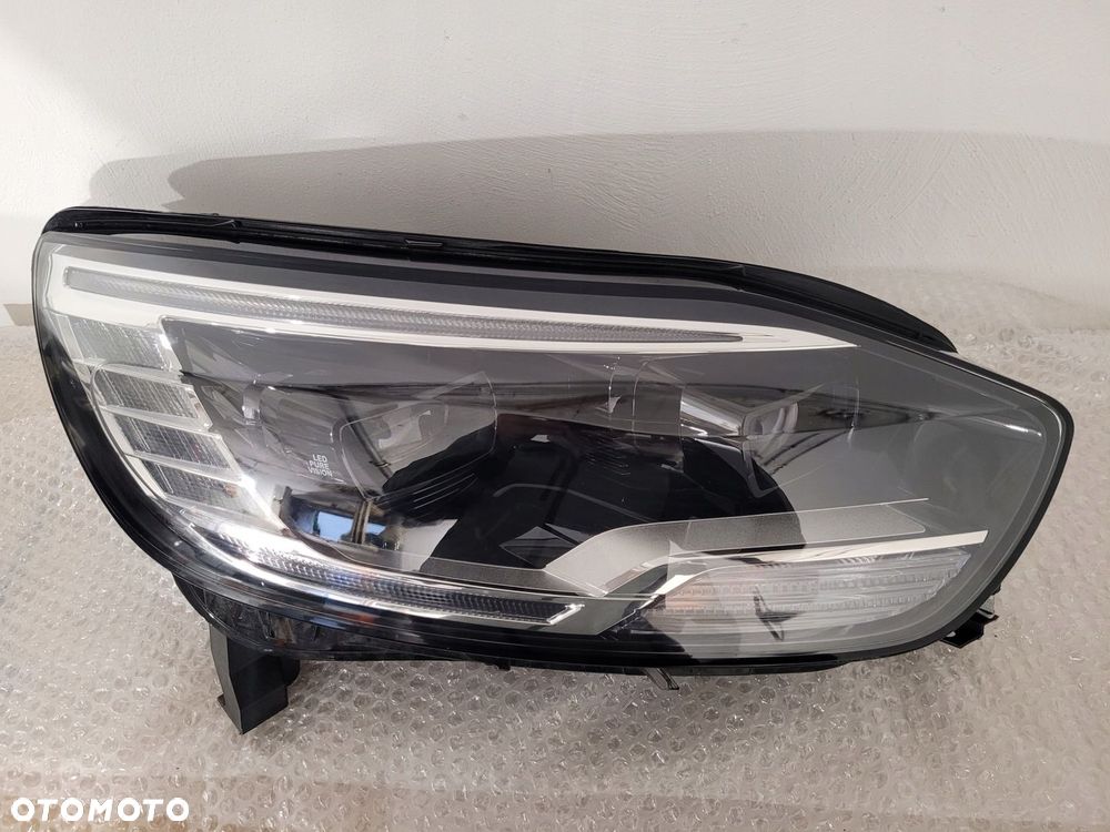 Renault Scenic IV lampa przod prawa full led czarny srodek - 3