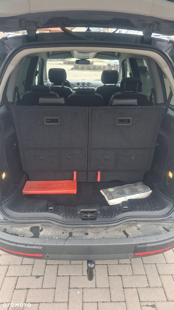 Ford Galaxy 2.0 TDCi Ghia - 15