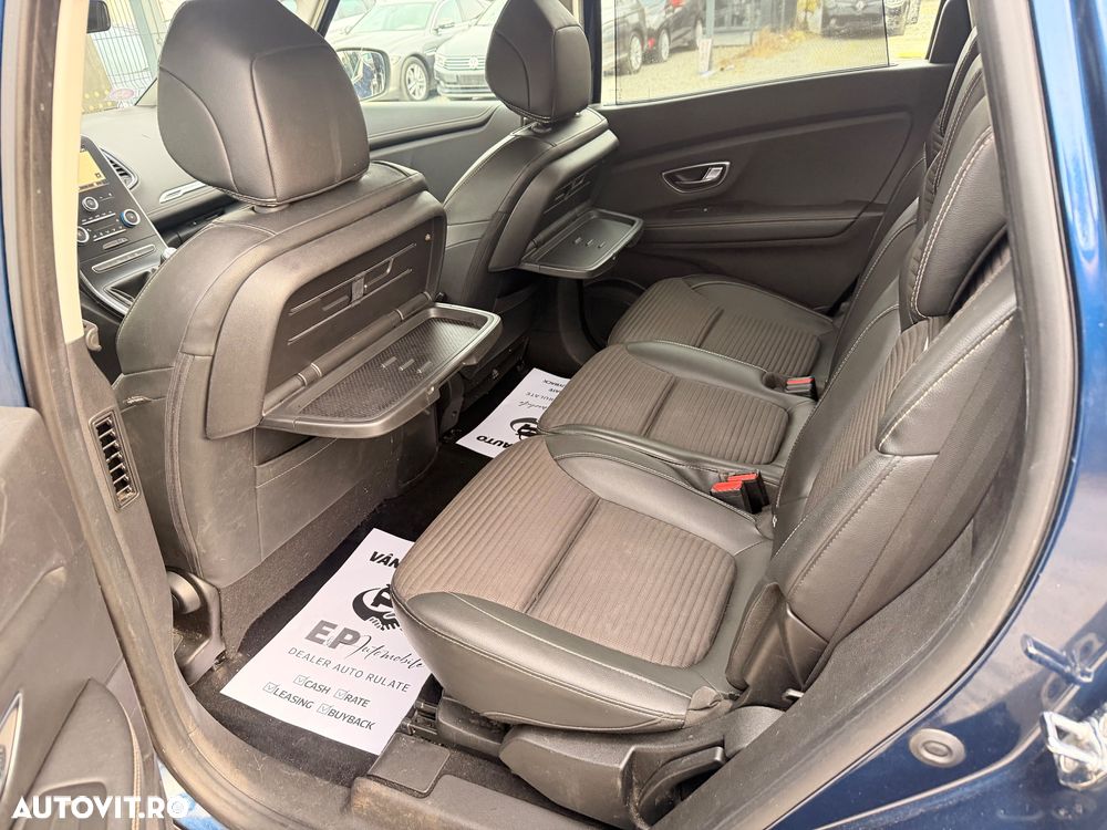 Renault Grand Scenic - 8