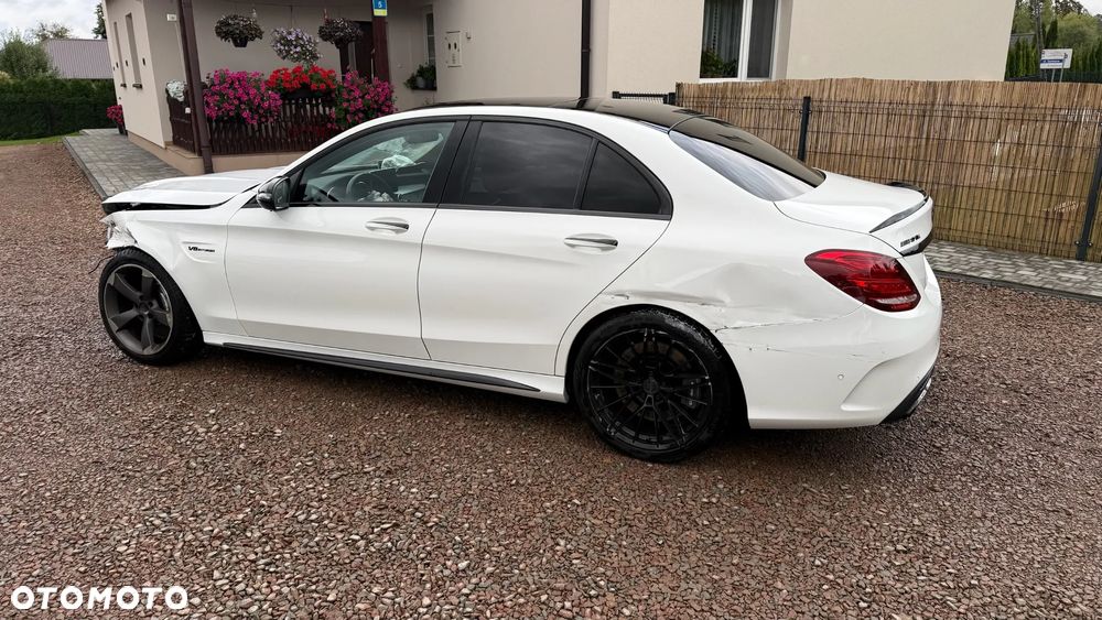 Mercedes-Benz Klasa C AMG 63 - 7