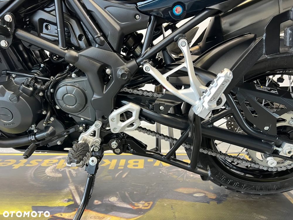 Benelli TRK 502X - 15