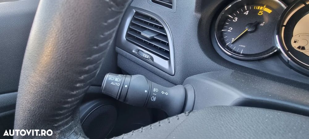 Renault Megane Energy dCi Zen - 9