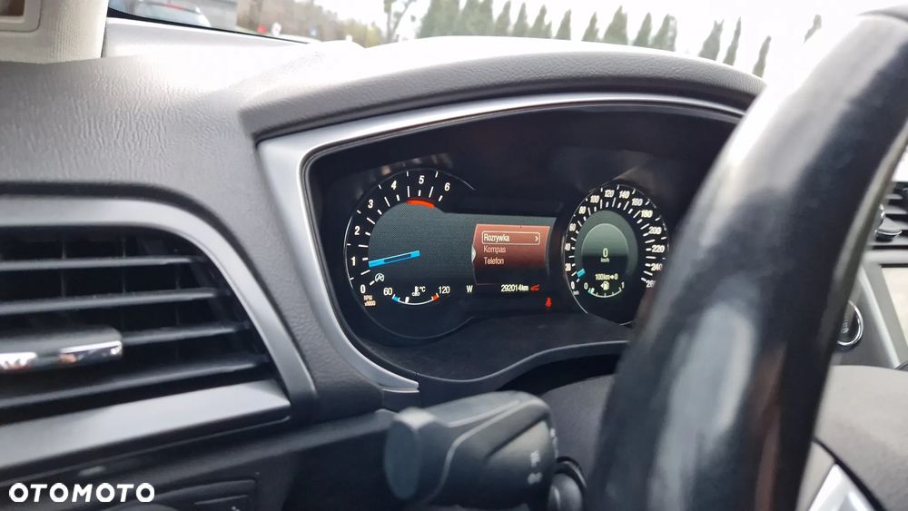 Ford Mondeo 2.0 TDCi STart-Stopp Titanium - 32