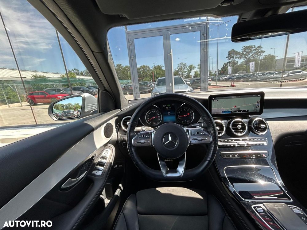 Mercedes-Benz GLC 300 e 4MATIC - 3