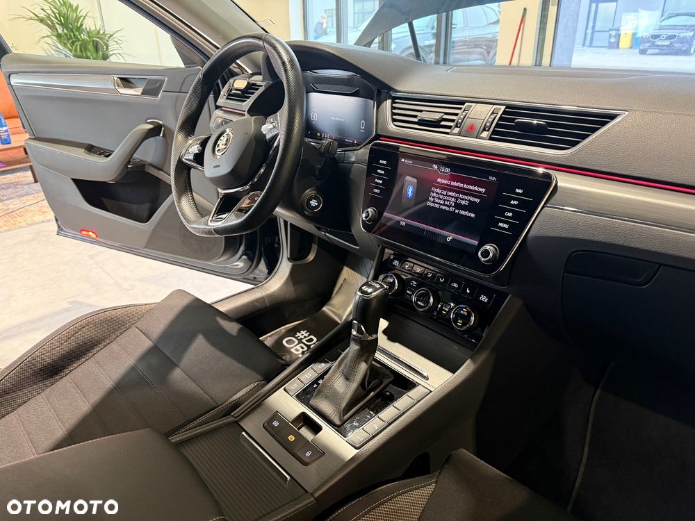 Skoda Superb 2.0 TDI SCR 4x4 Scout DSG - 26