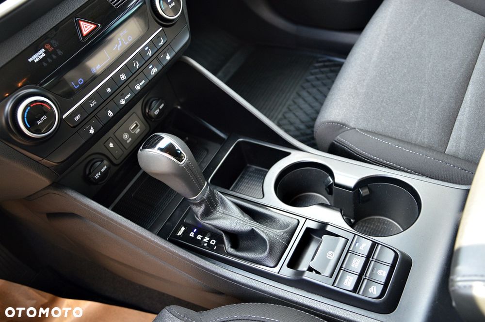 Hyundai Tucson 1.6 CRDi 48V-Hybrid 2WD DCT Select - 36