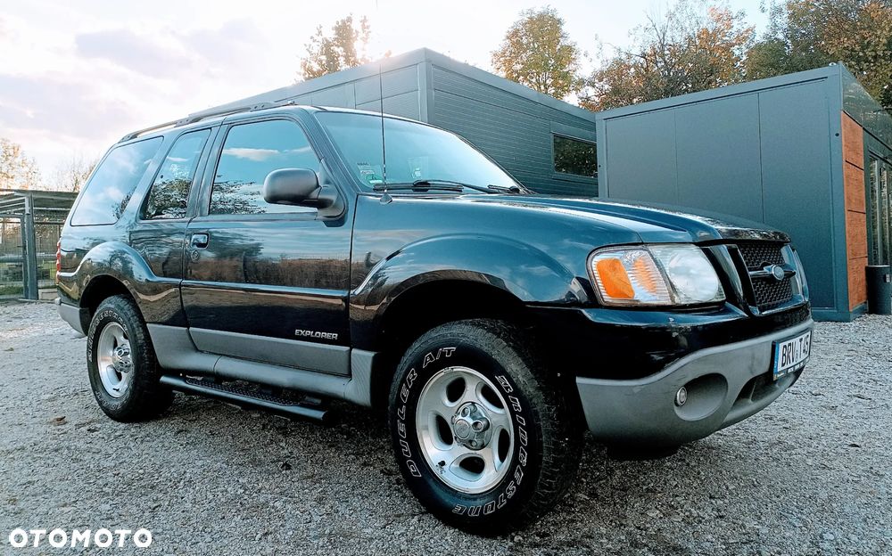 Ford Explorer - 4