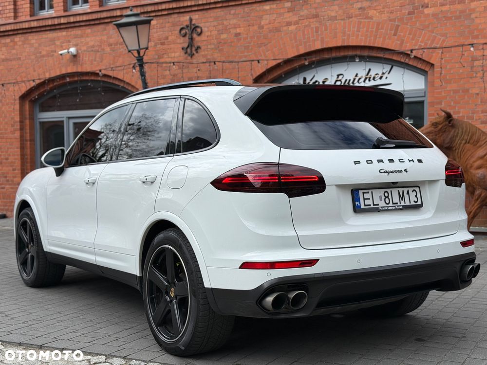 Porsche Cayenne - 3