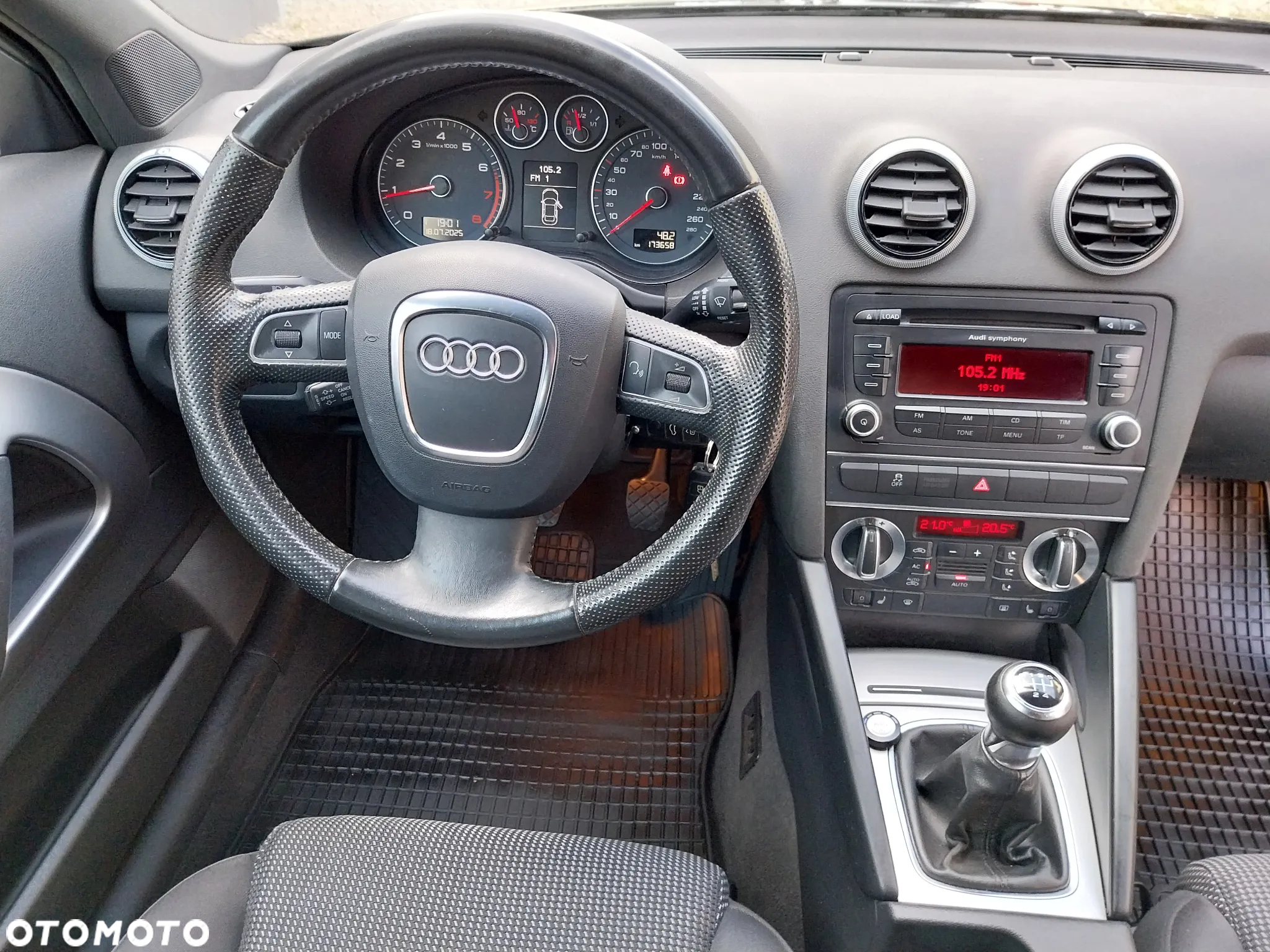 Audi A3 1.6 Limited Edition - 16