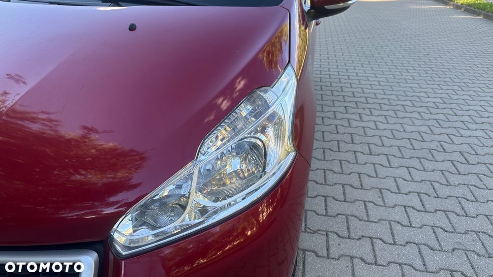 Peugeot 208 - 9