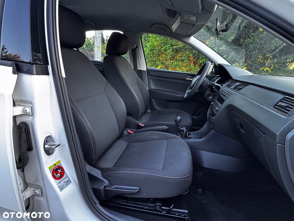 Skoda RAPID 1.2 TSI Active - 8
