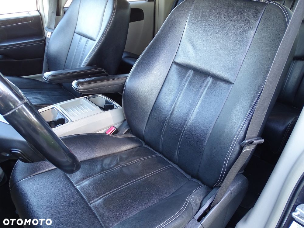 Chrysler Town & Country 3.6 Touring - 14
