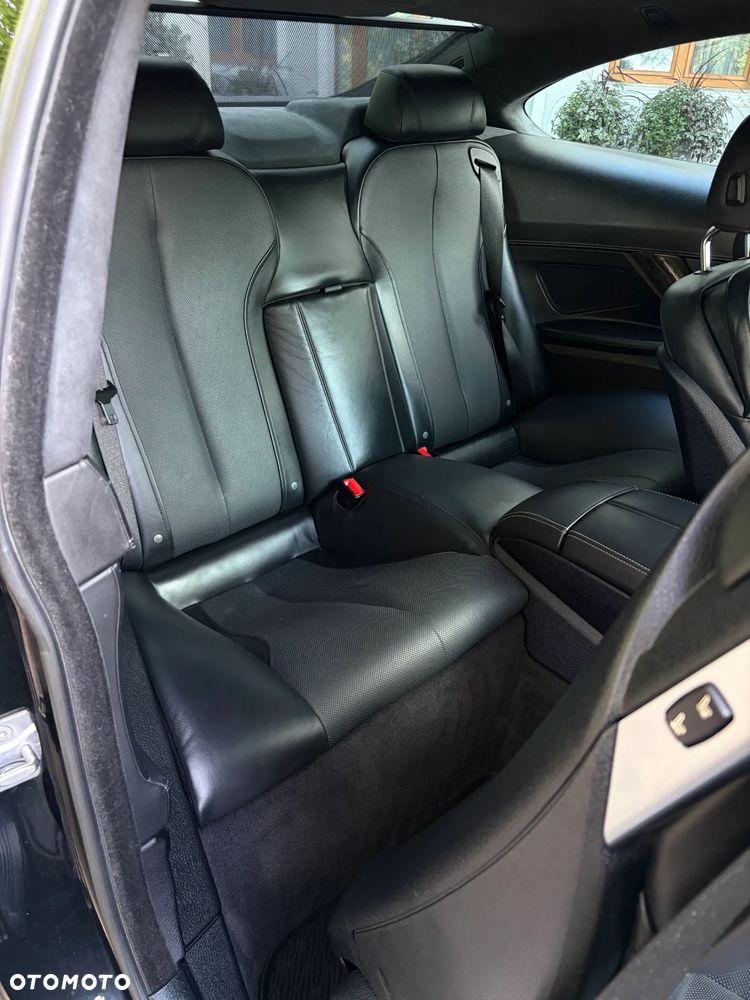 BMW Seria 6 650i xDrive M Sport Edition - 36