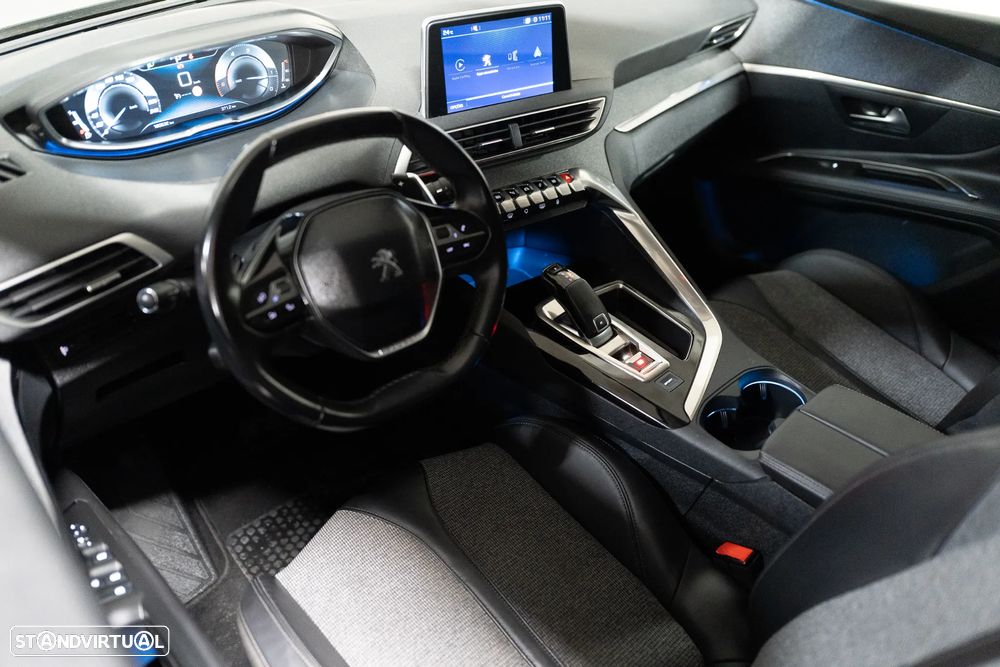 Peugeot 3008 1.5 BlueHDi Allure EAT8 - 13