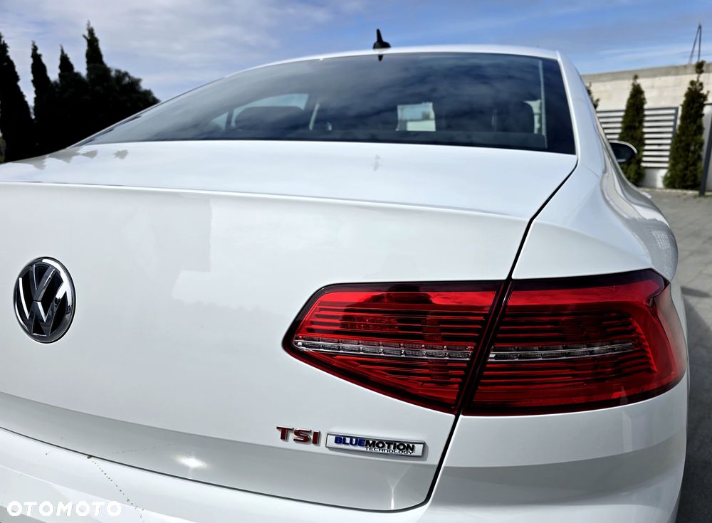 Volkswagen Passat 1.8 TSI BMT Highline DSG - 11
