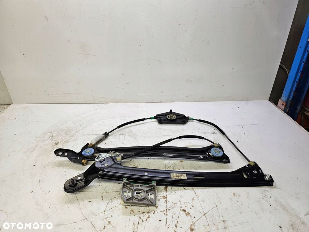 MECHANIZM SZYBY PRAWY PRZÓD AUDI A5 8T8 8T8837462 - 1