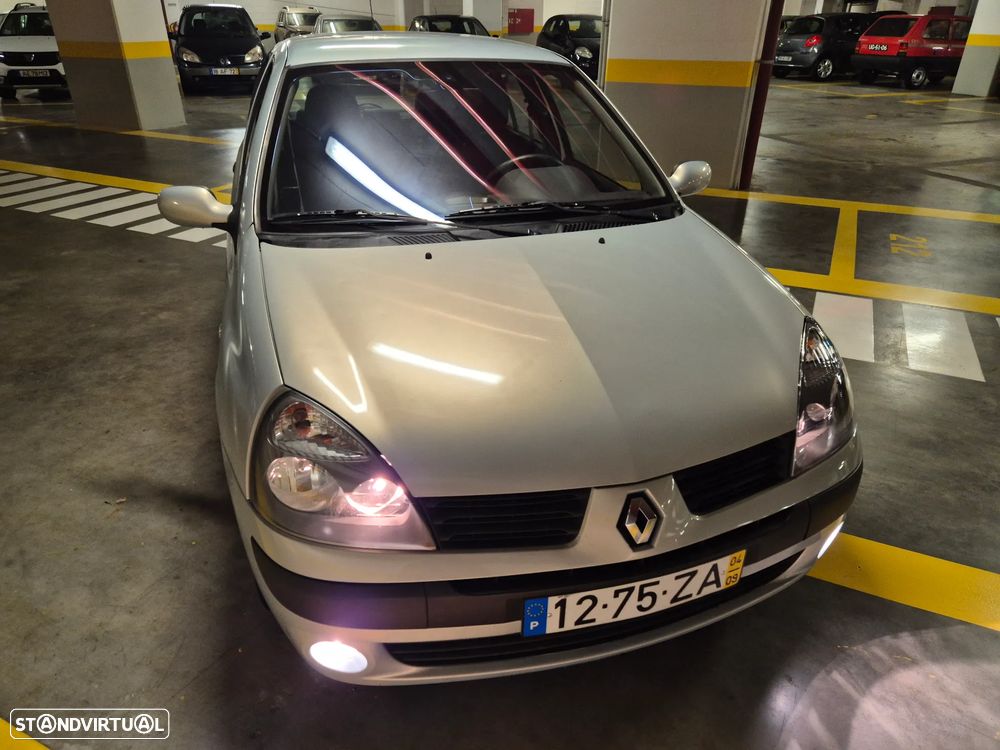 Renault Clio 1.2 16V Confort Dynamique - 6