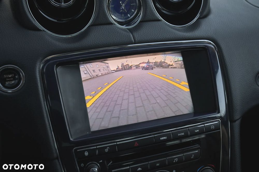 Jaguar XJ 3.0 V6 S Premium Luxury - 31