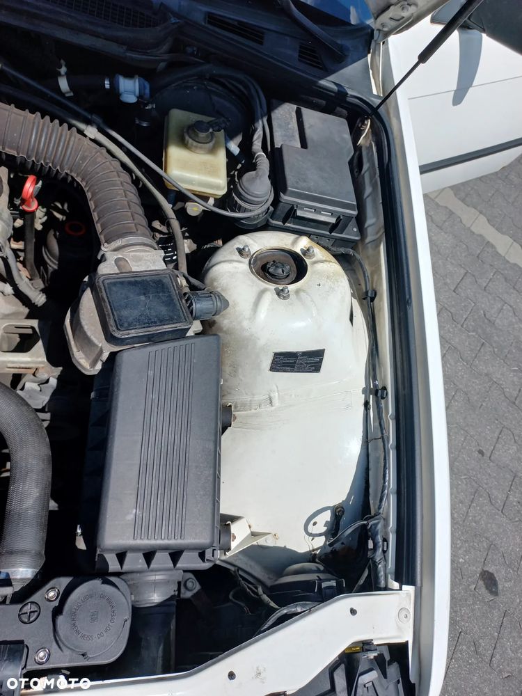 BMW Seria 3 - 18