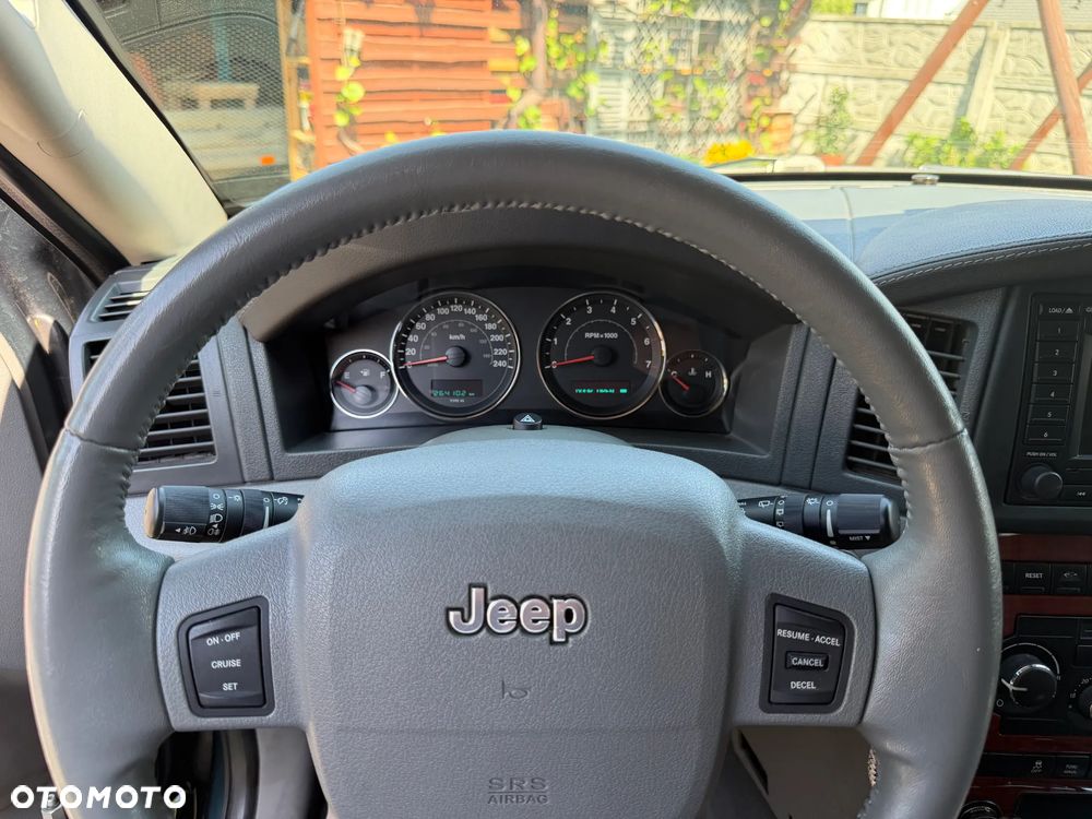 Jeep Grand Cherokee 4.7 Automatik Limited - 24