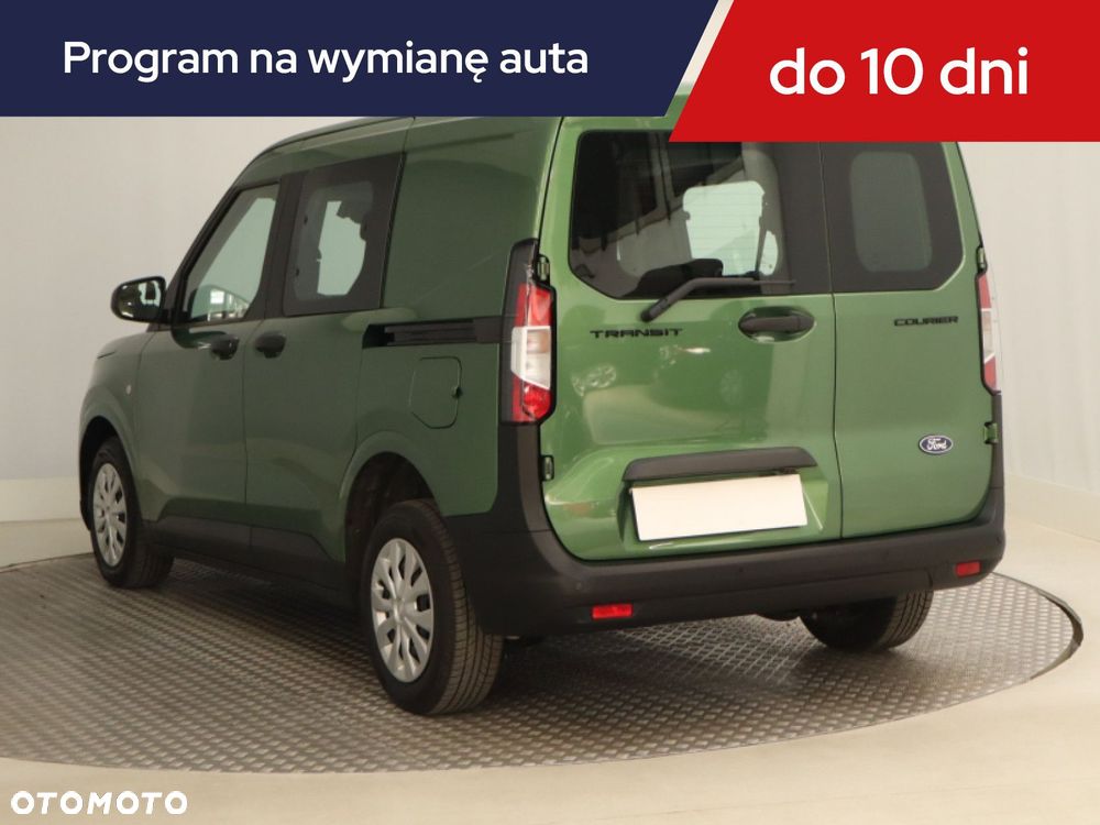 Ford Transit Courier - 6
