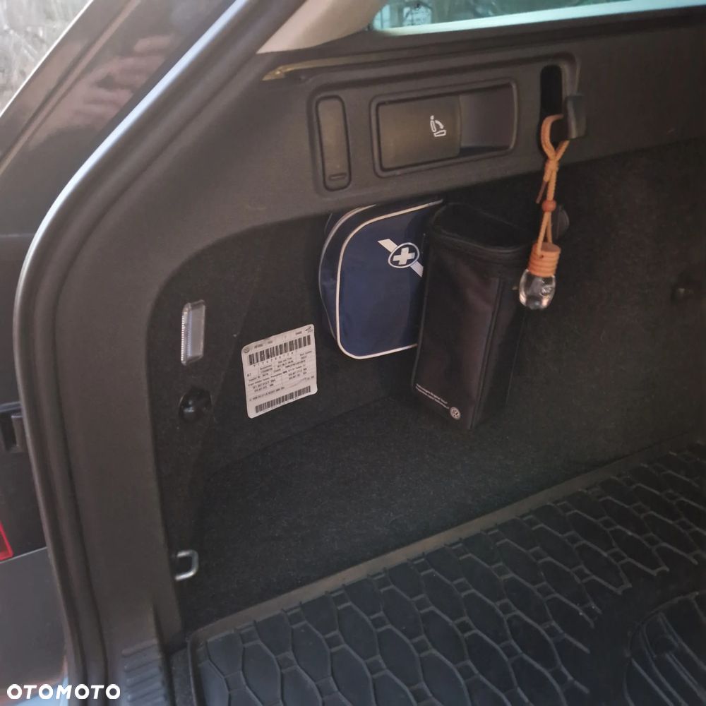 Skoda Octavia Scout 2.0 TDI 4x4 DSG - 33